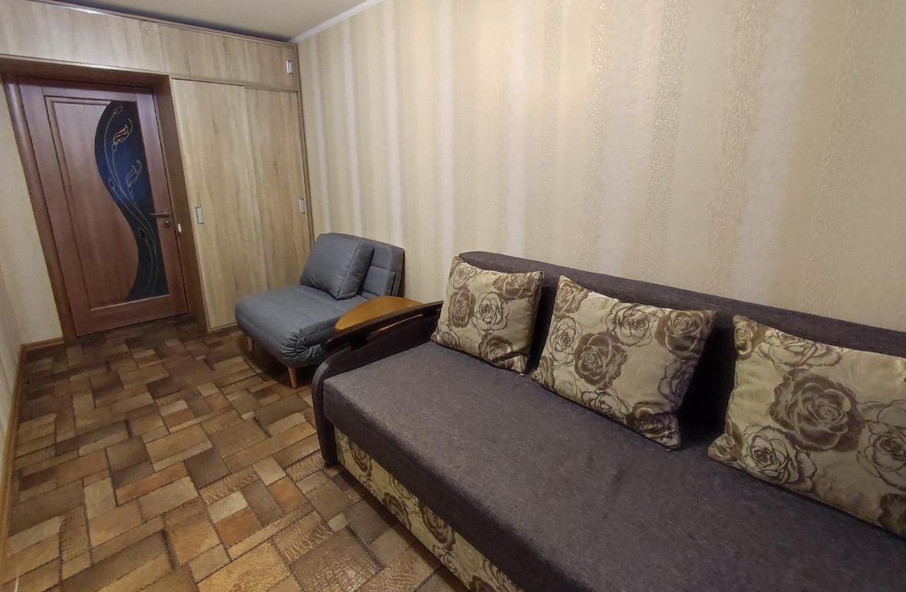 Двухкомнатные Апартаменты Центр Mystetsʹka 3 Kr Apartments Kryvyj Rih Eksteriør billede